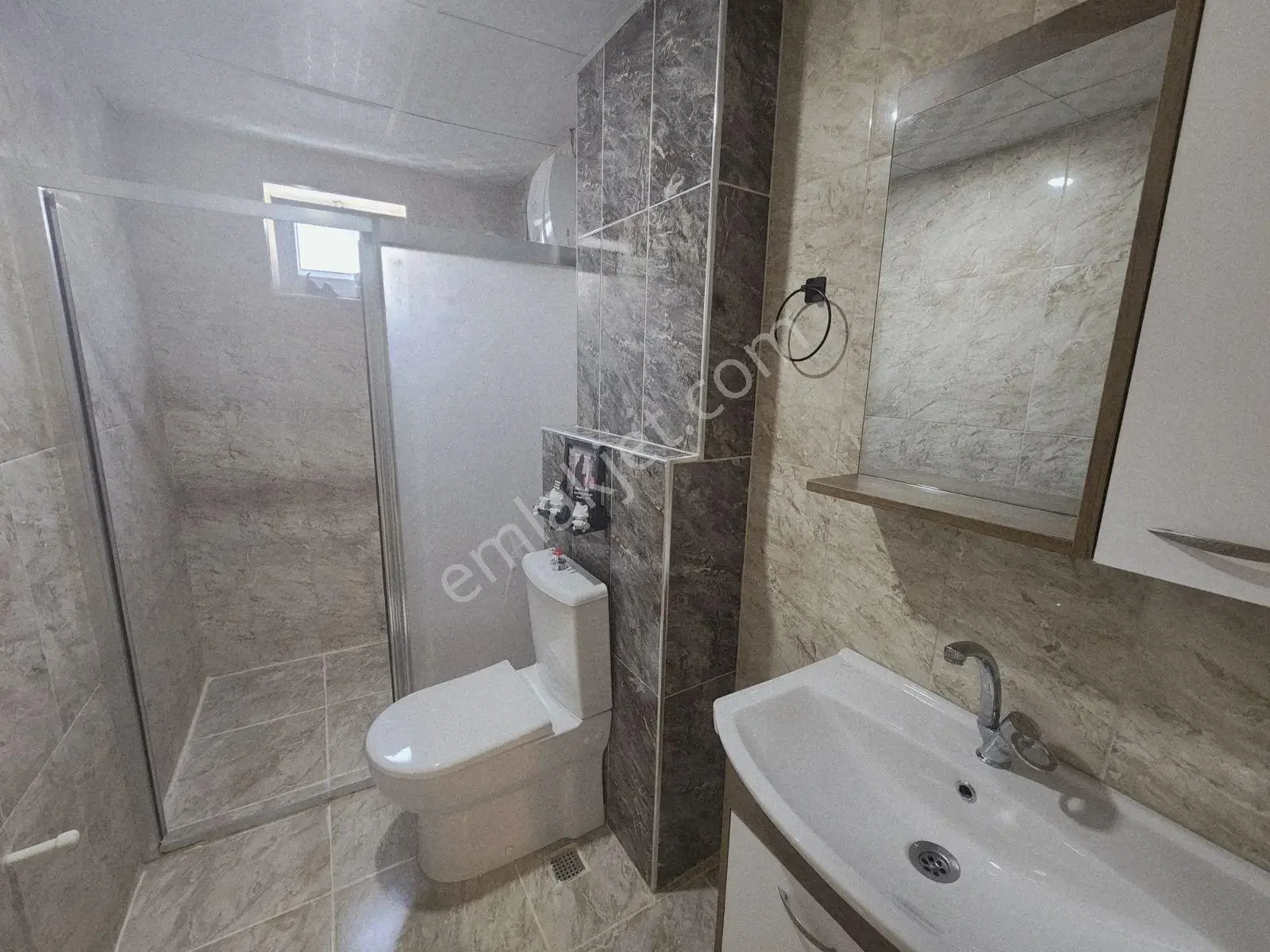 Güzeloba Turizm Yoluna Yakın Katta Satılık 1+1 Daire — görsel 9