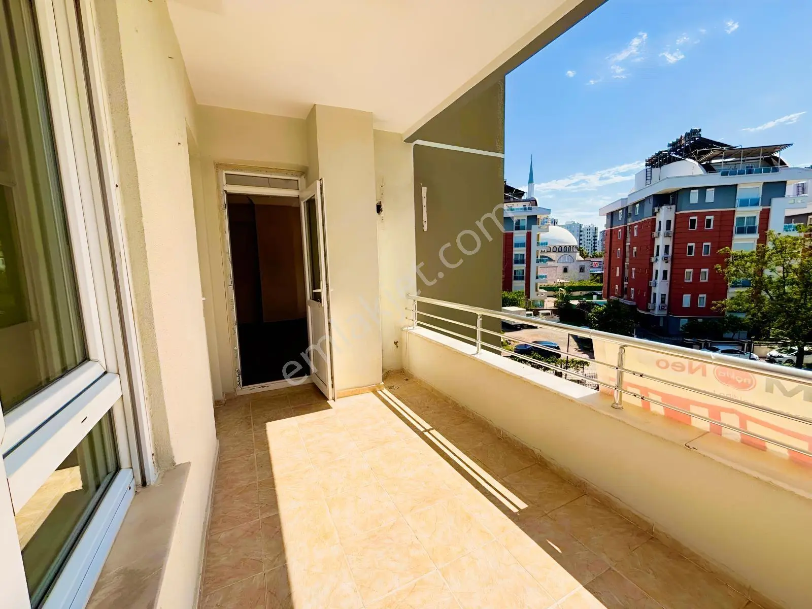 12. Cadde Muhteşem Konumda, Ara Kat E.banyolu 3+1 Daire — görsel 8