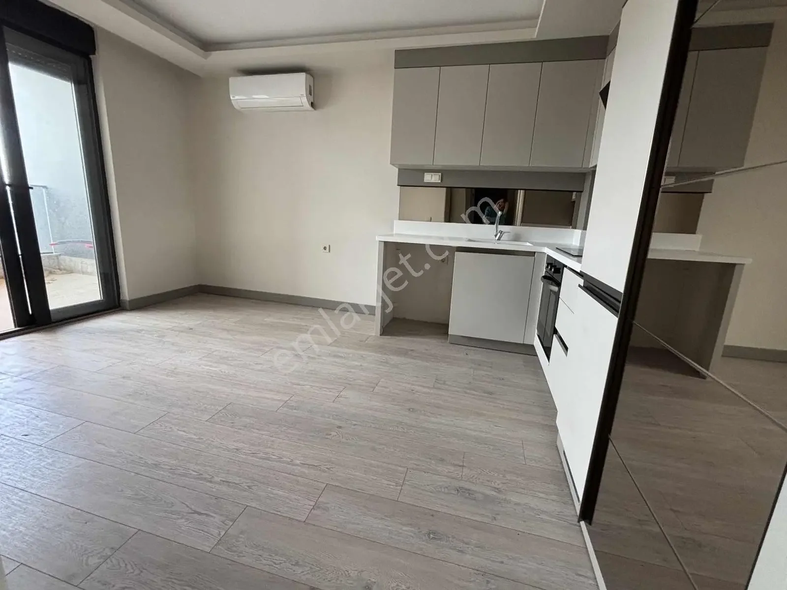 Kardeşkentler Cadde Üzeri Kiralık 1+1 — görsel 5