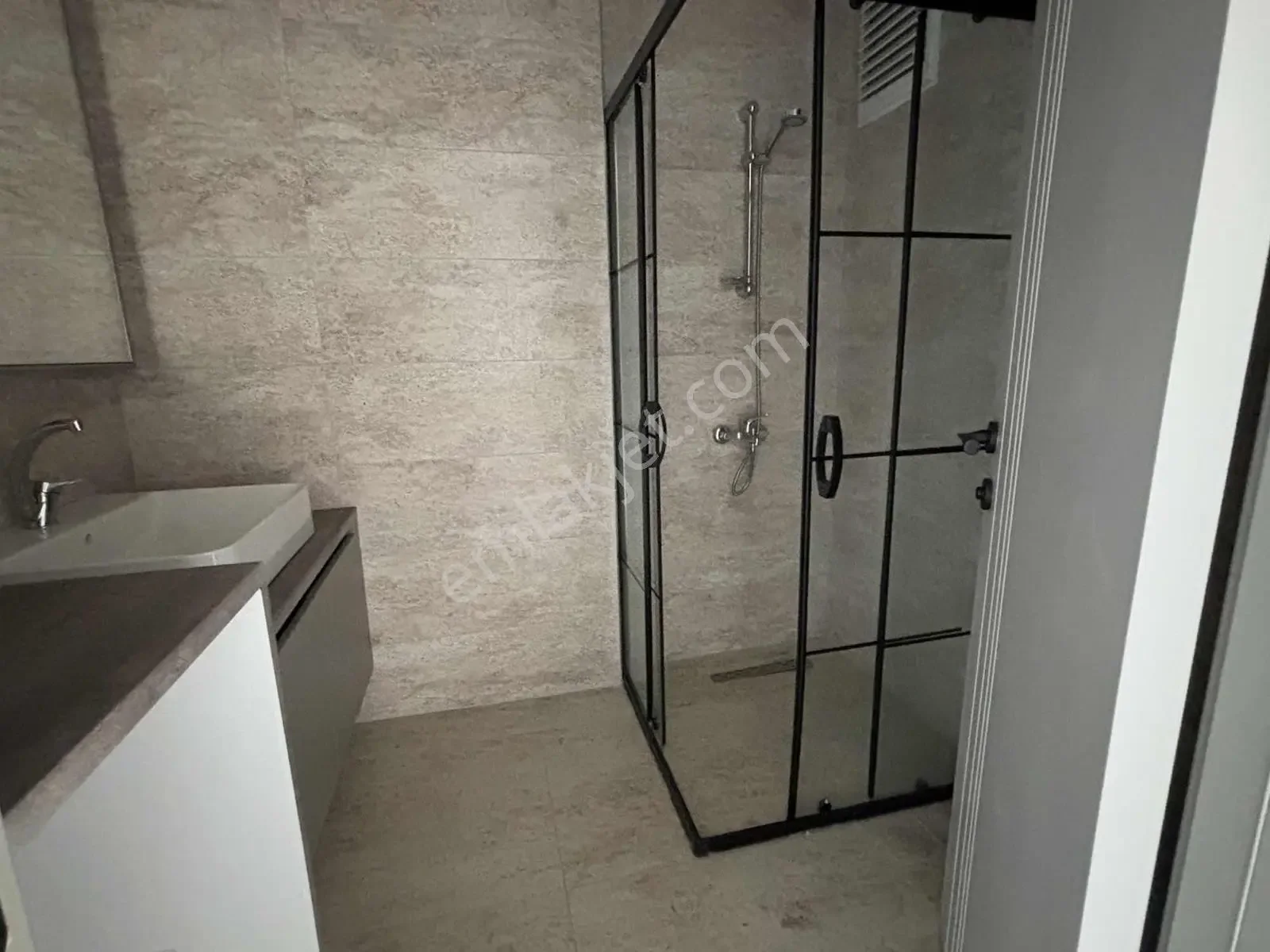Kardeşkentler Cadde Üzeri Kiralık 1+1 — görsel 9