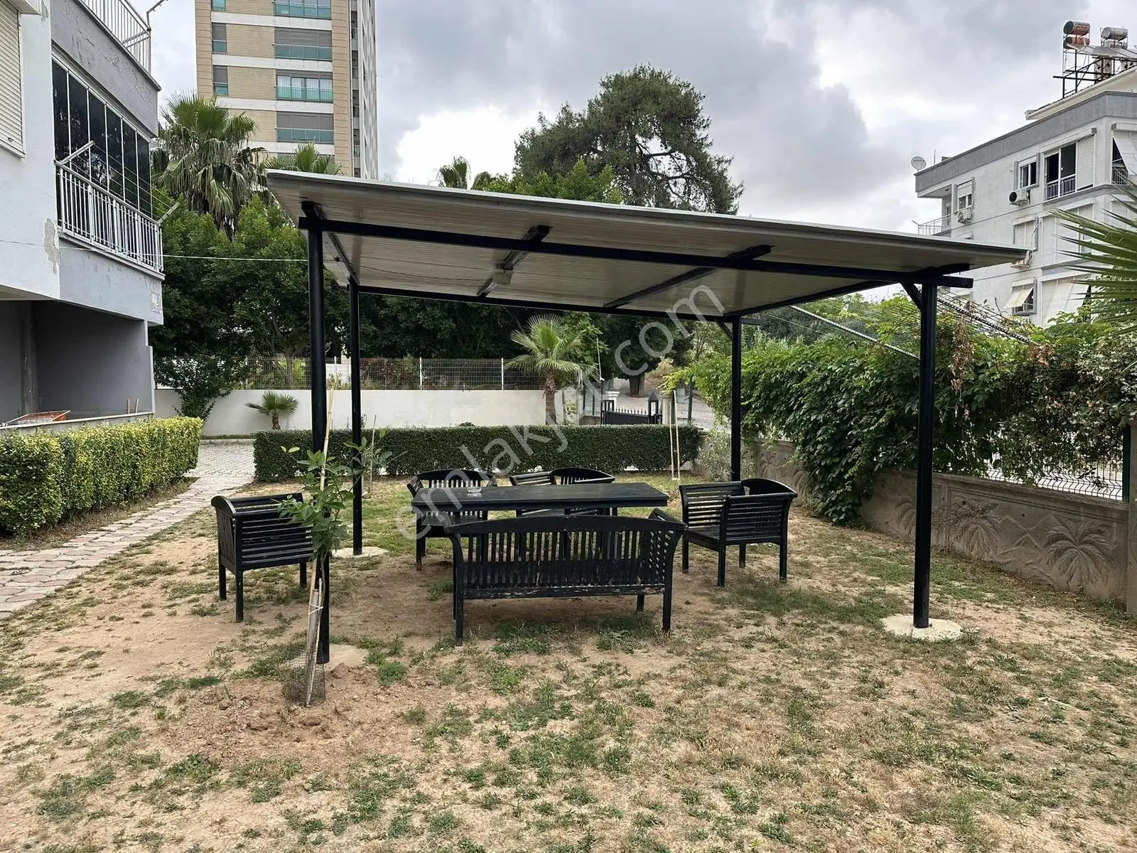Deniz Manzaralı Sıfır Eşyalı 1+1 Kiralık Daire — görsel 2
