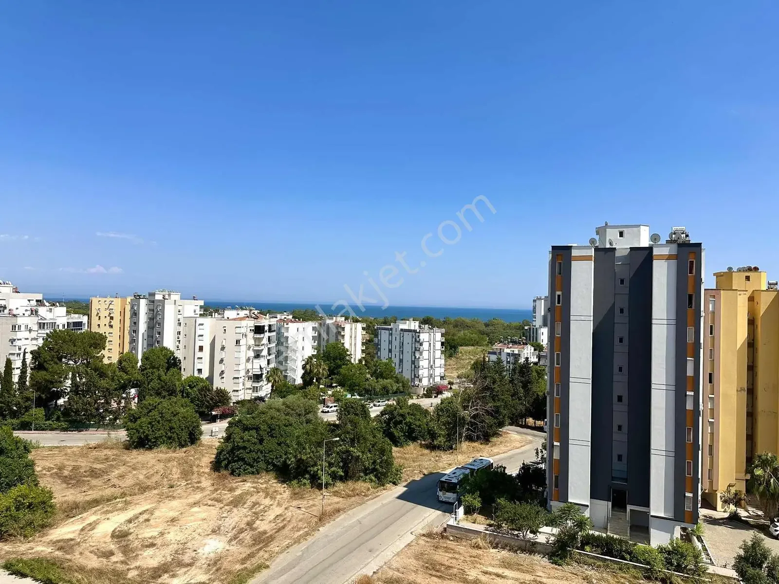 Deniz Manzaralı Sıfır Eşyalı 1+1 Kiralık Daire — görsel 11