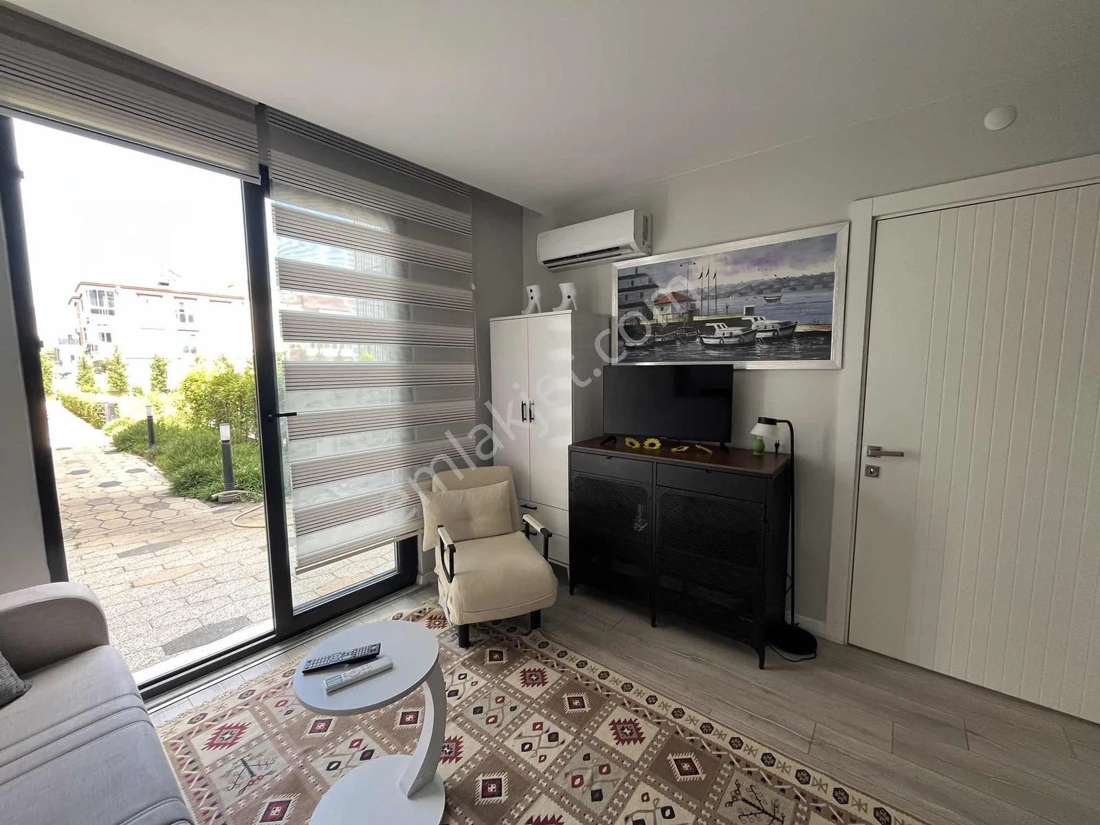 Canyon'da Eşyalı Köşe Havuz Cepheli Daire — görsel 23