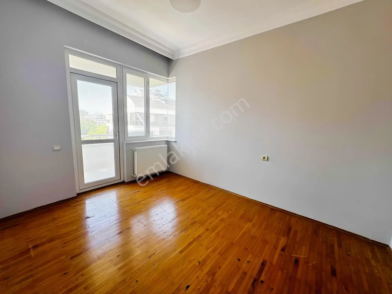 Çağlayan'da, Havuzlu Ve Nezih Bir Sitede, Kiralık Ferah Daire. — görsel 6