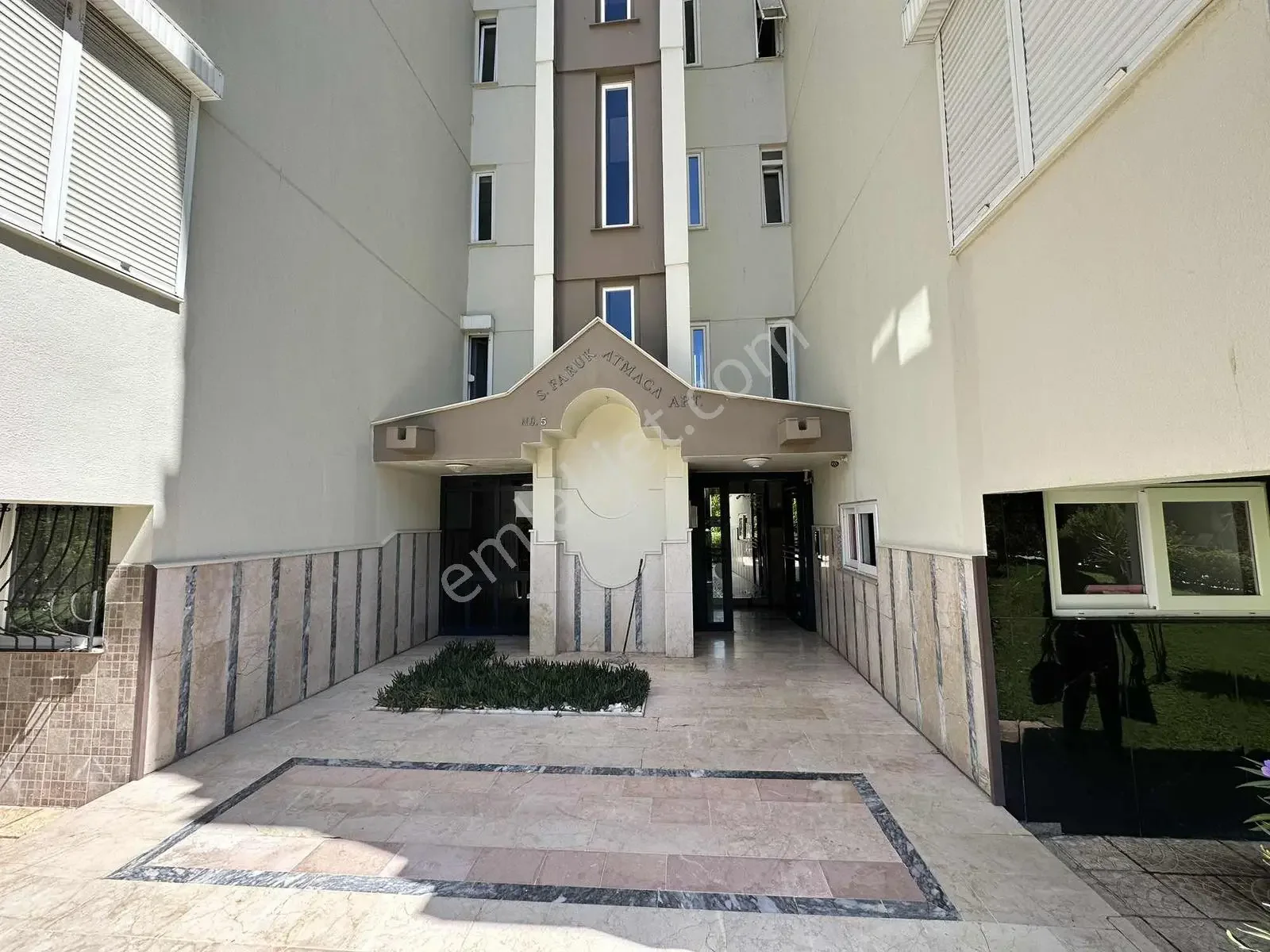 Çağlayan'da, Havuzlu Ve Nezih Bir Sitede, Kiralık Ferah Daire. — görsel 10