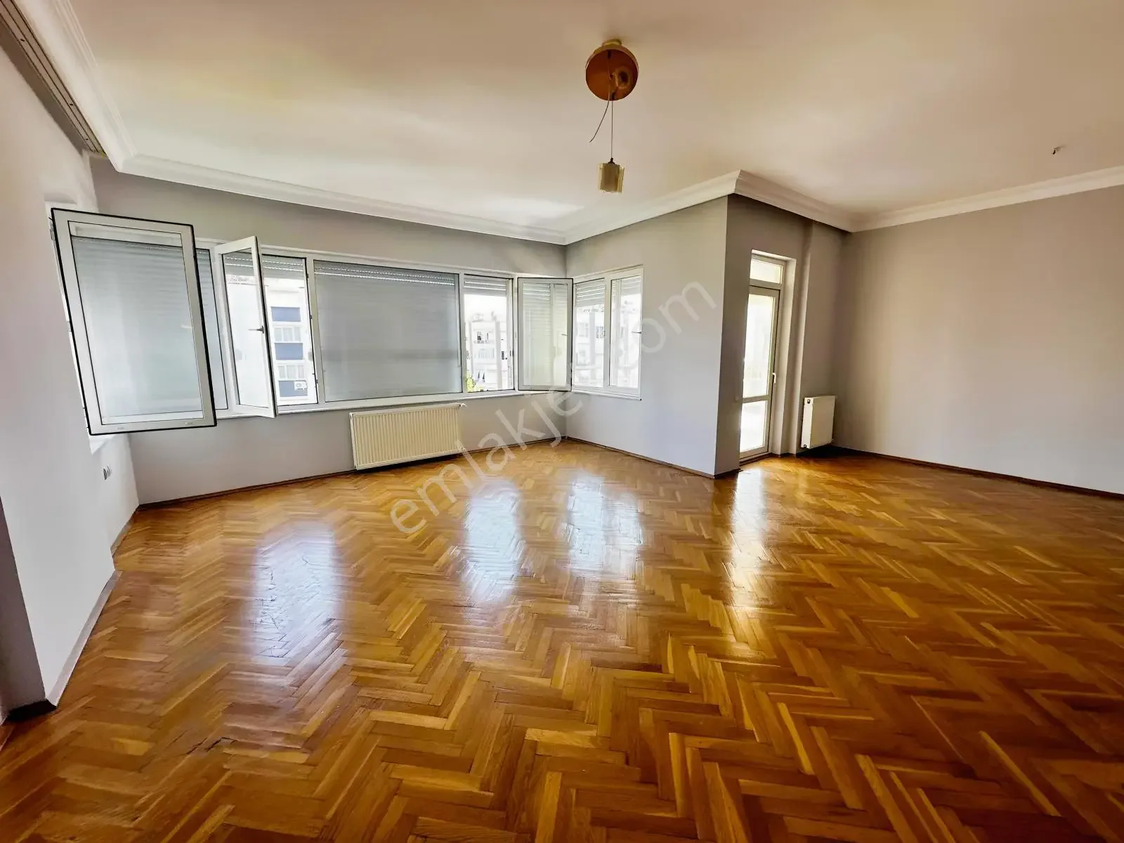Çağlayan'da, Havuzlu Ve Nezih Bir Sitede, Kiralık Ferah Daire. — görsel 11