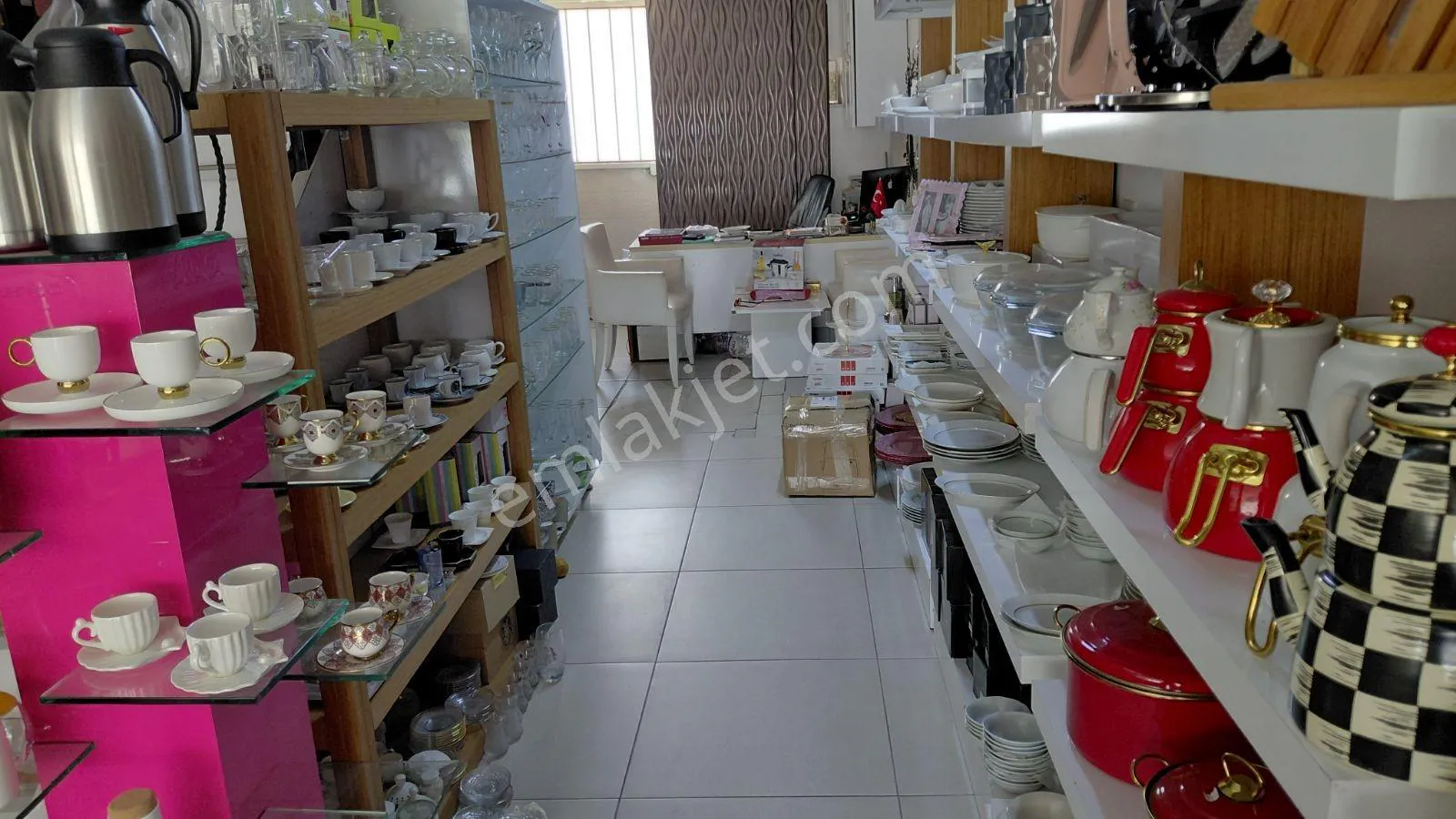 Kepez Devlet Hastanesi Yakını Devren Kiralık Züccaciye Dükkan — görsel 5