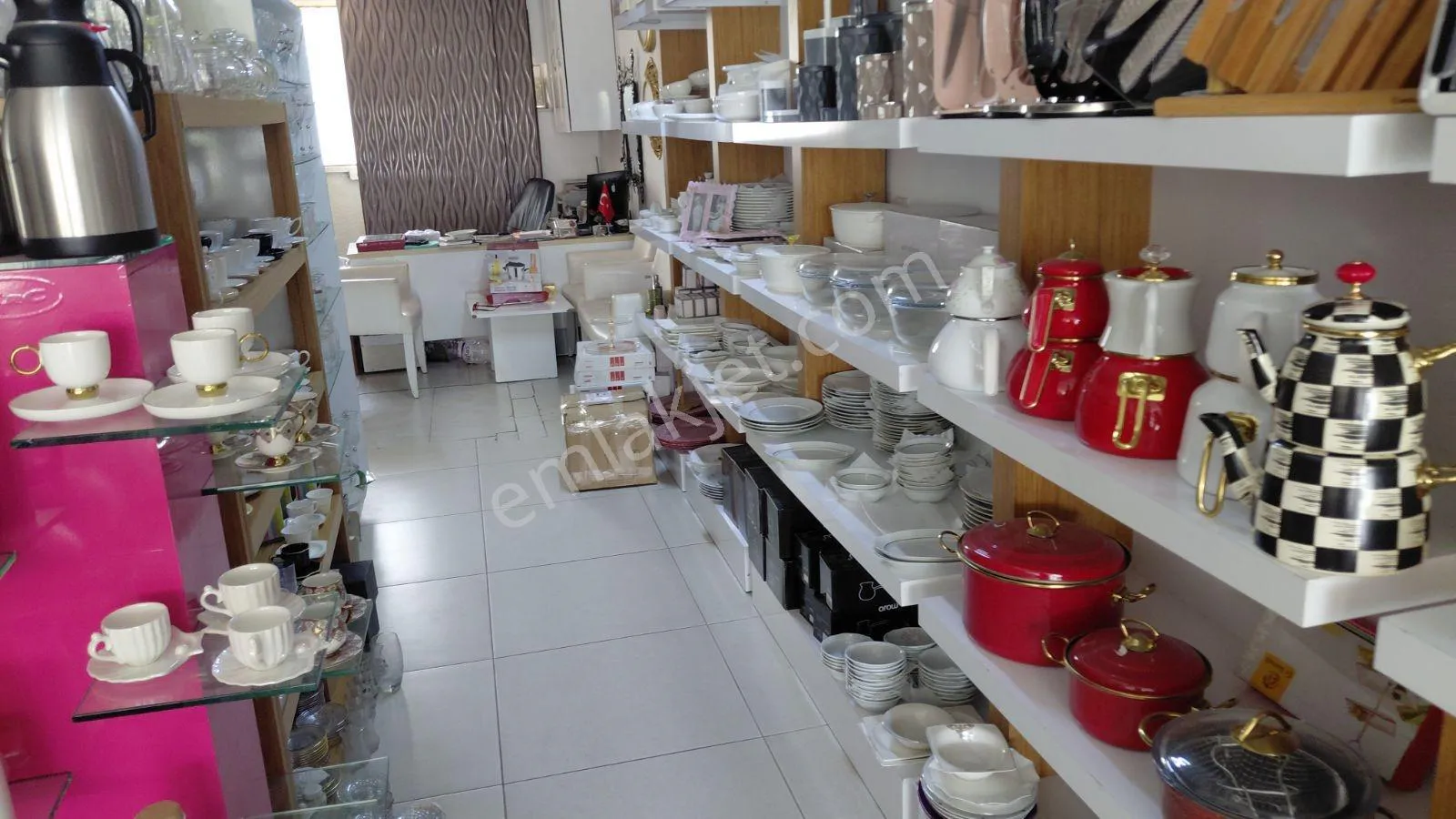 Kepez Devlet Hastanesi Yakını Devren Kiralık Züccaciye Dükkan — görsel 7