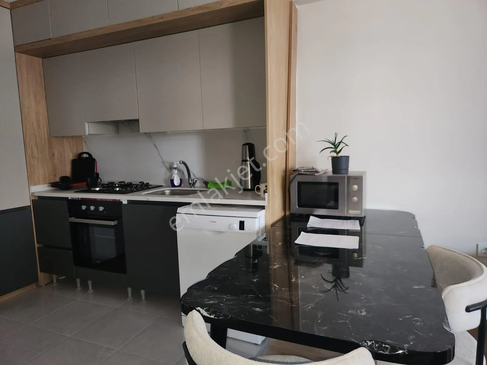 Altıntaş'ta Tema Roof 'ta Eşyalı Kiralık 1+1 — görsel 24