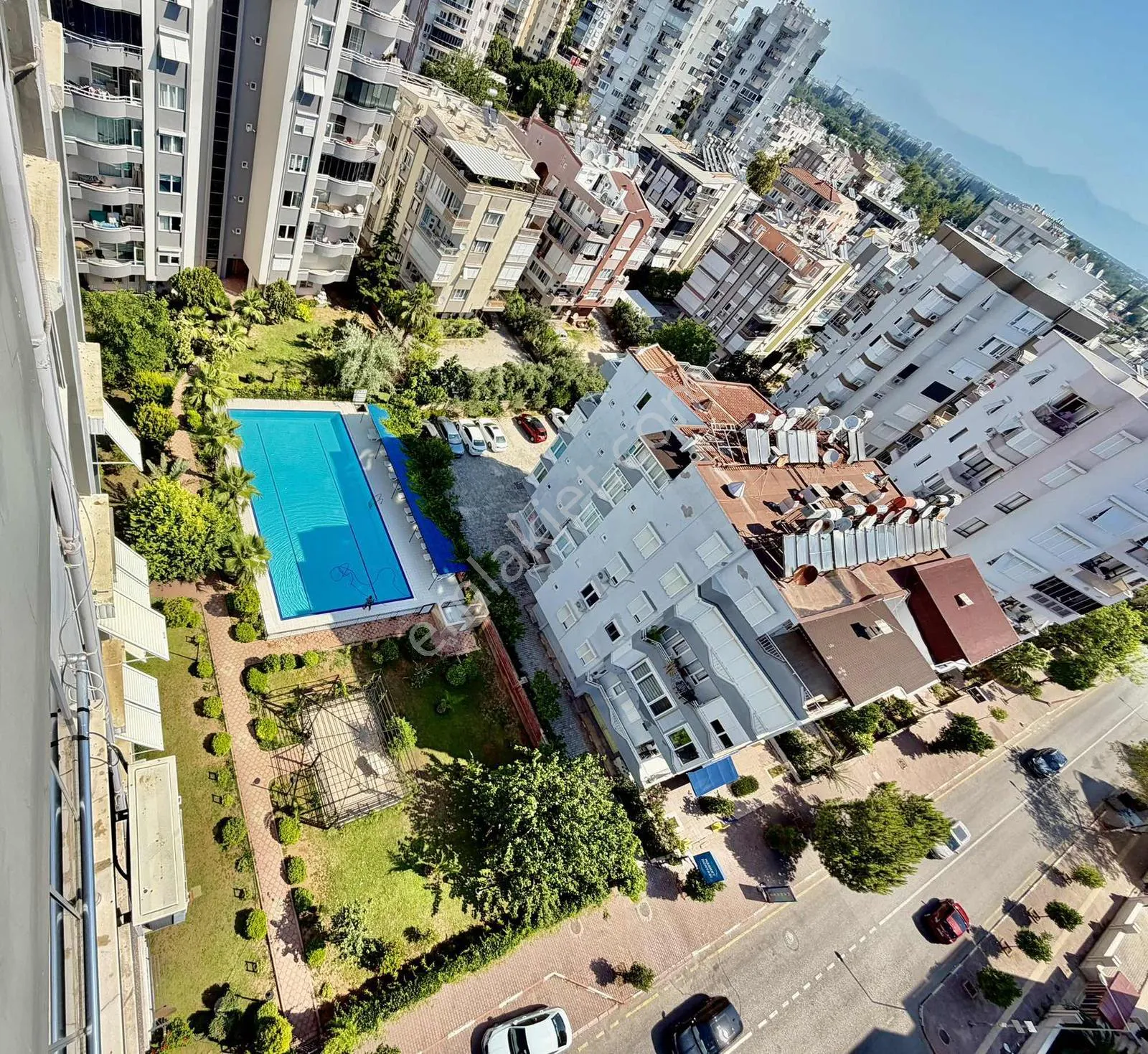 Vatandaşlığa Uygun | Akra Baruta Çok Yakın | Havuzlu Site — görsel 23