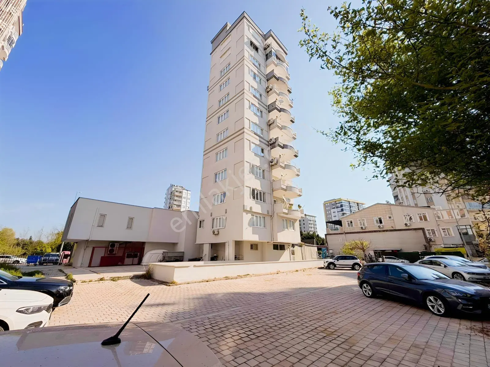 Fener'de Otoparklı Ebeveyn Banyolu Satılık Daire — görsel 7