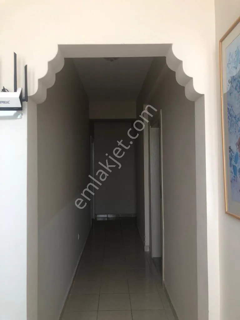Lojman Olmaya Uygun İçi Yenilenmiş 13 Odalı Villa — görsel 4