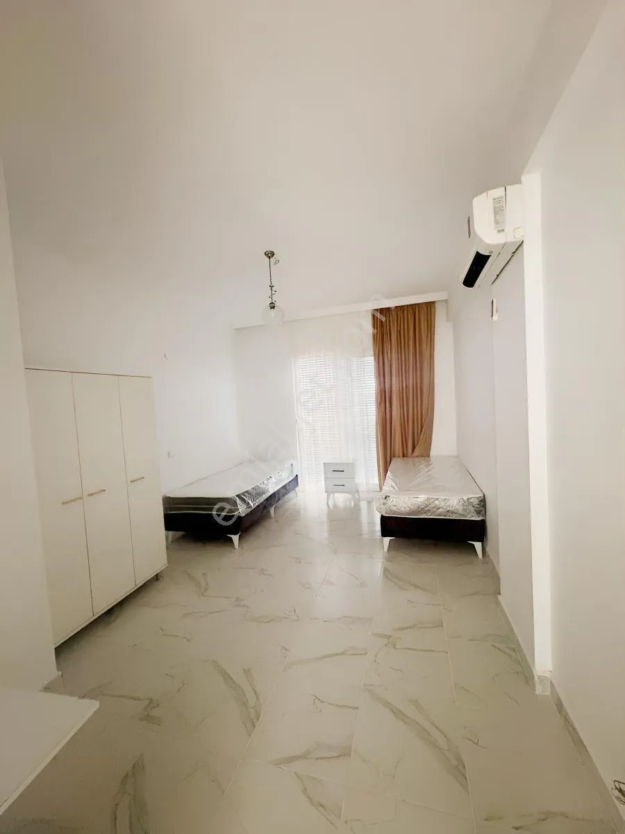 Lojman Olmaya Uygun İçi Yenilenmiş 13 Odalı Villa — görsel 16