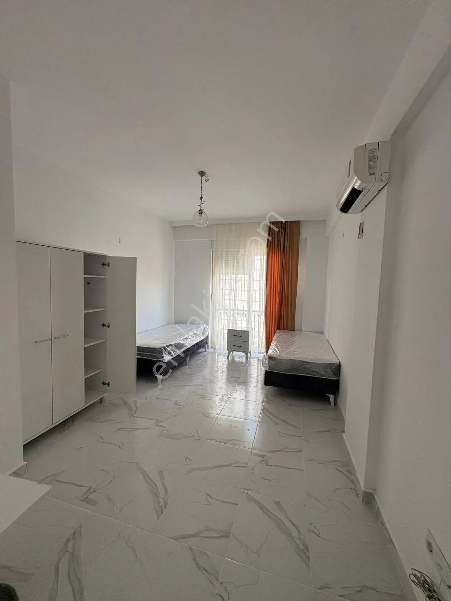 Lojman Olmaya Uygun İçi Yenilenmiş 13 Odalı Villa — görsel 19
