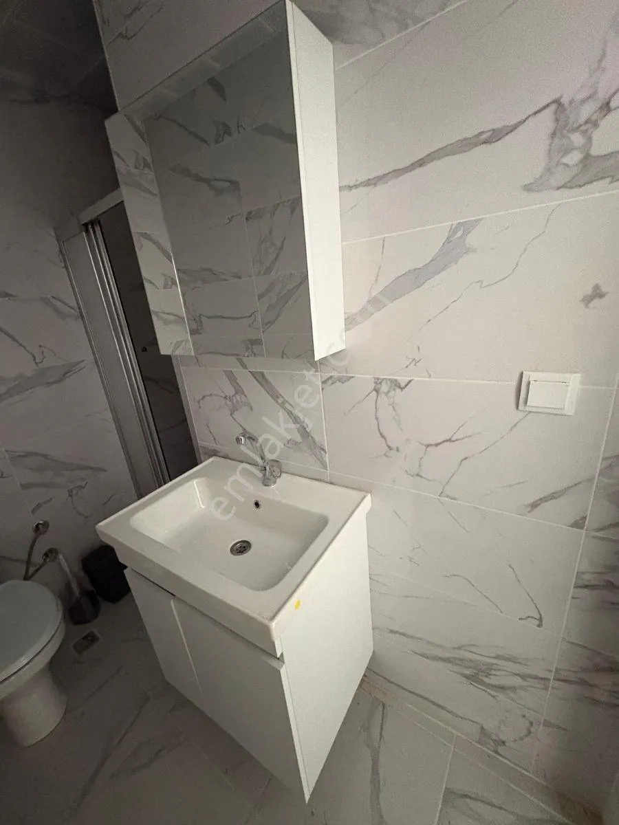 Lojman Olmaya Uygun İçi Yenilenmiş 13 Odalı Villa — görsel 24