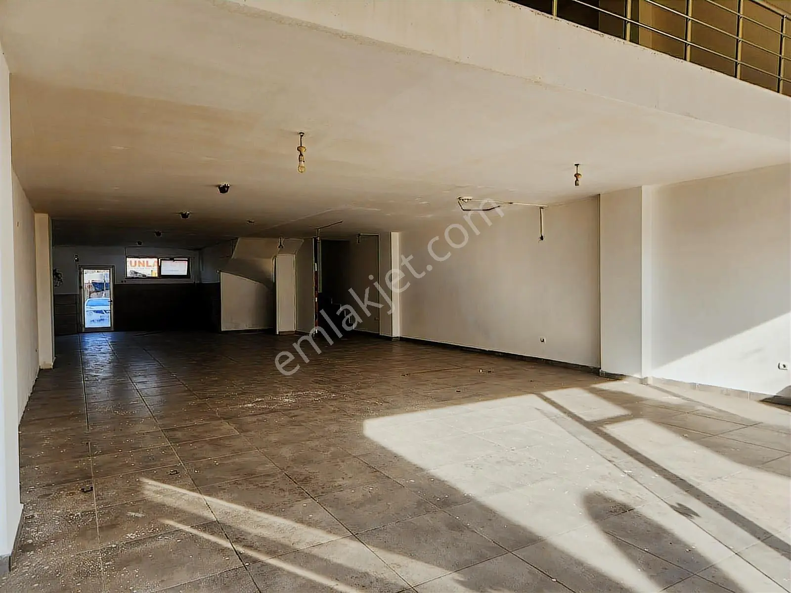 Aksu Merkezde - Alanya Yolu Üzeri 320 M2 Dükkan — görsel 7
