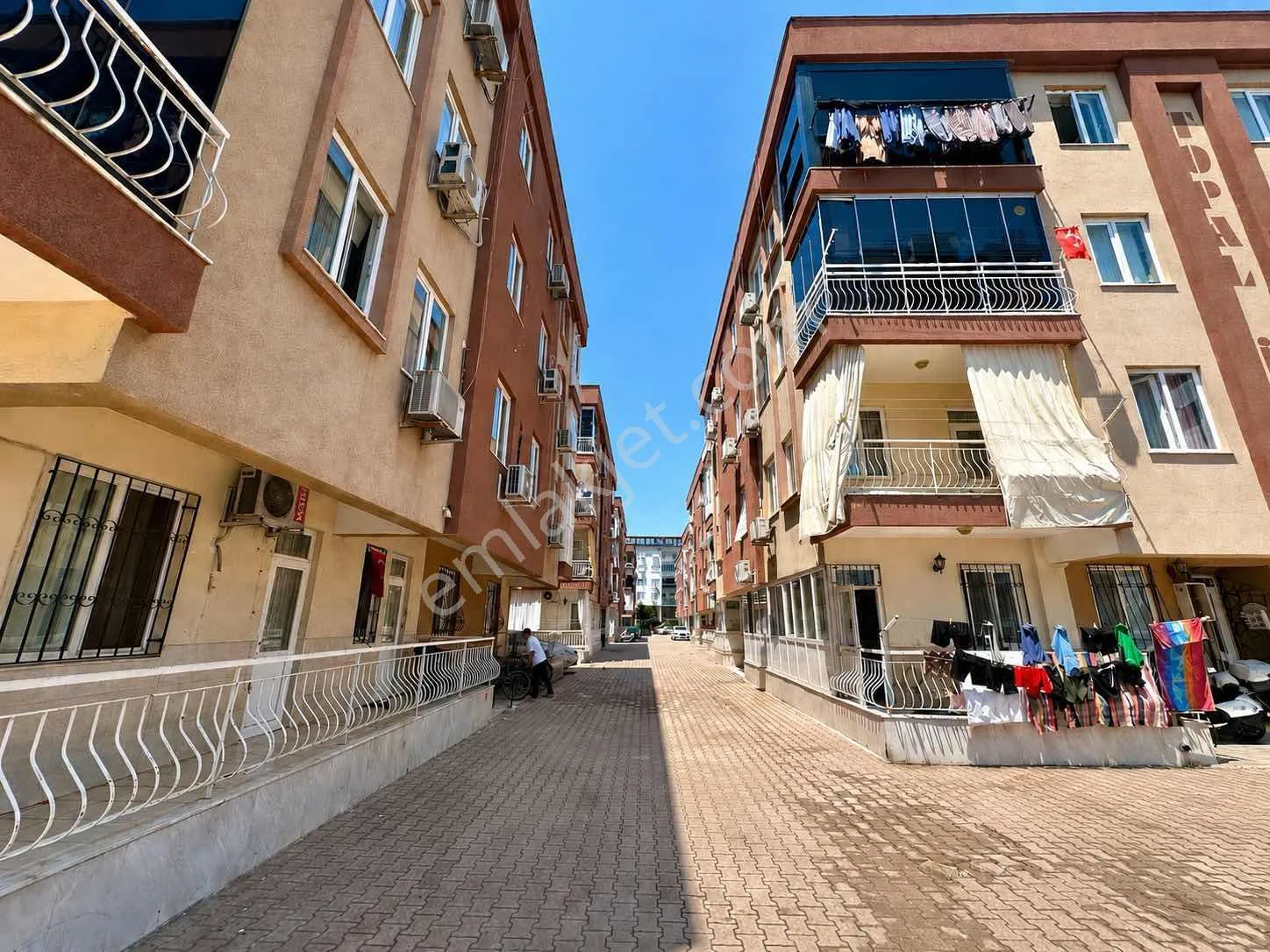 Dutlubahçe'de Ana Caddeye Yakın D.gazlı Masrafsız 3+1 Daire — görsel 22