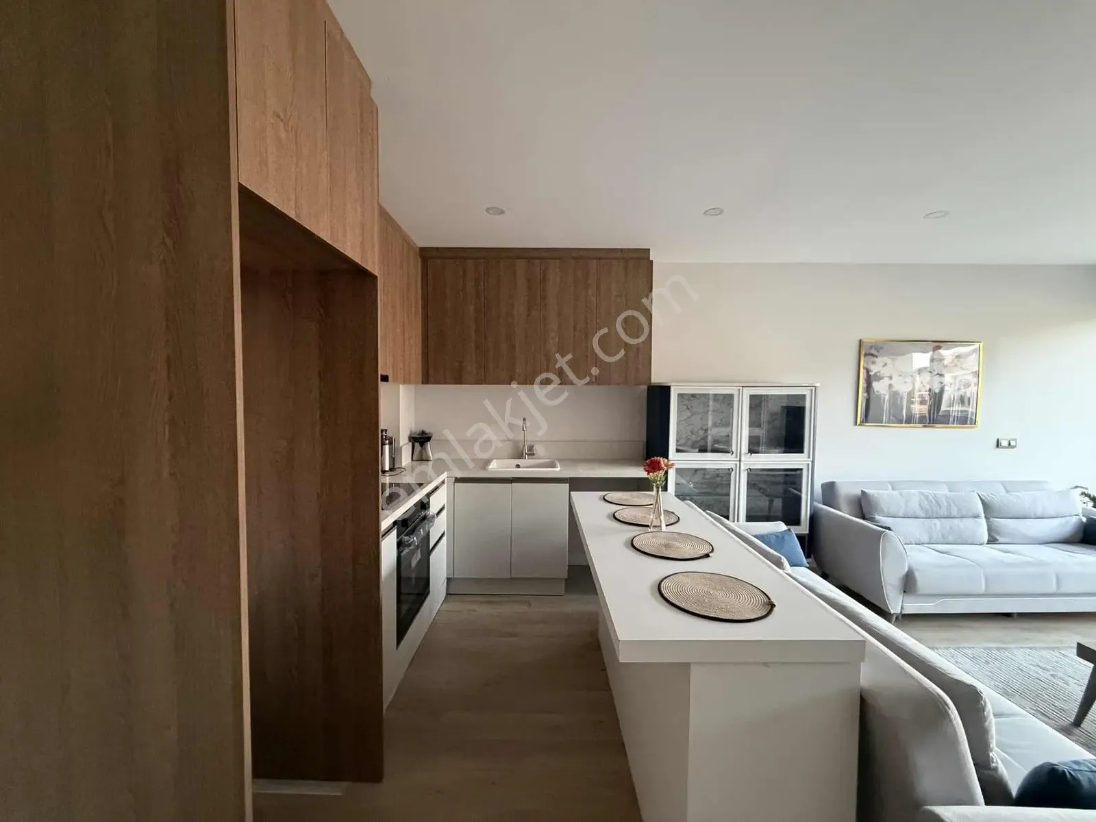 Altıntaşta Emre İnşaat Konsept Site Arakat 1+1 Eşyalı Daire — görsel 3