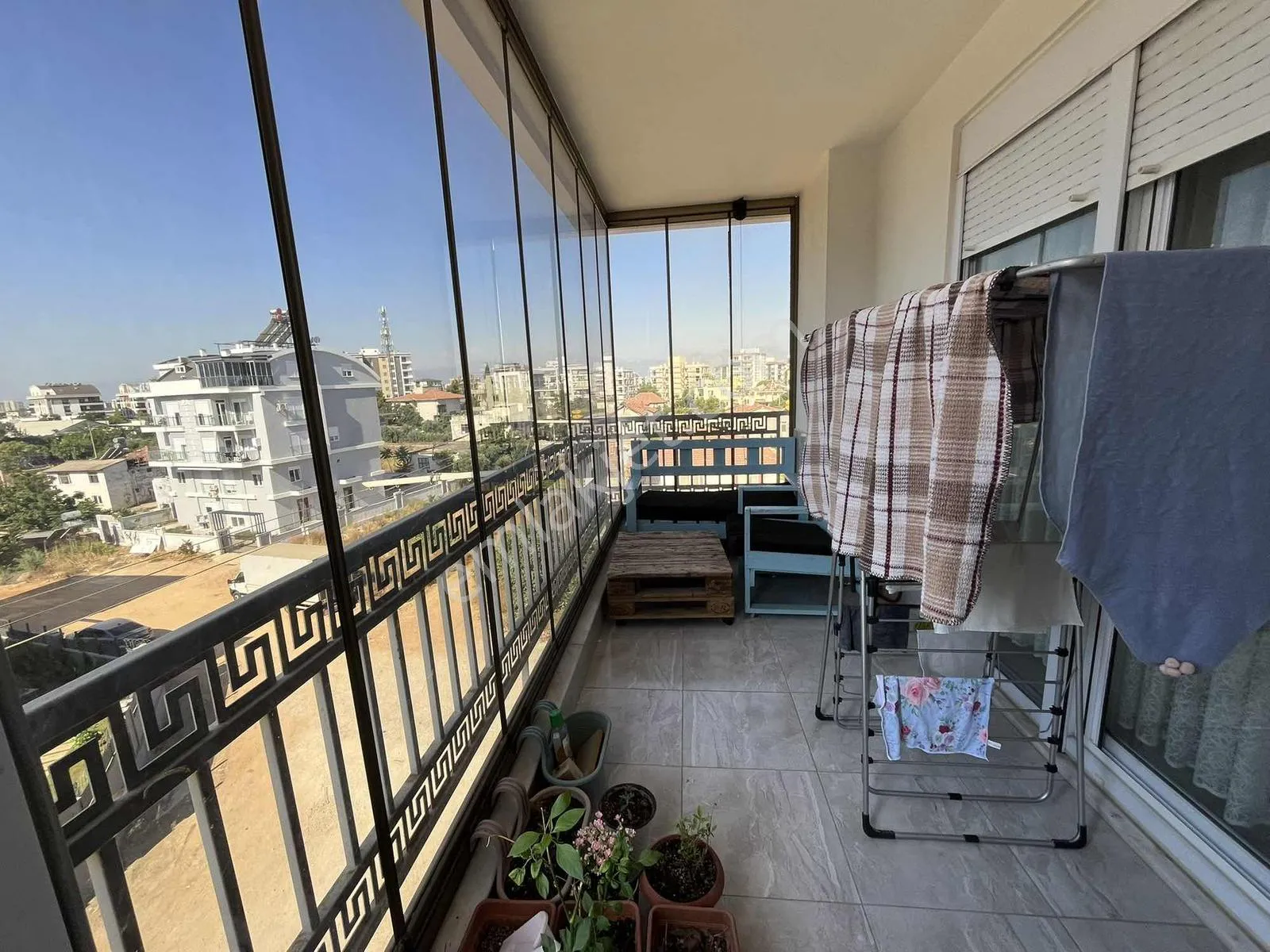 Altınova'da Asansörlü Klimalı Eşyalı Geniş 2+1 Kiralık Daire — görsel 26