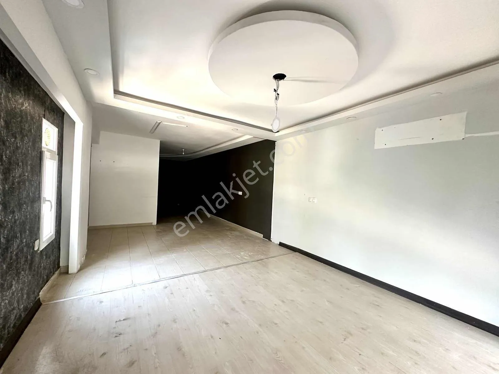 Berrin Kavcar'dan Büyükşehir Belediyesi Karşısı Kiralık Dükkan — görsel 8