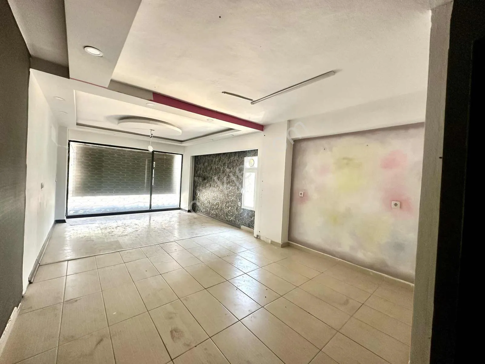 Berrin Kavcar'dan Büyükşehir Belediyesi Karşısı Kiralık Dükkan — görsel 17