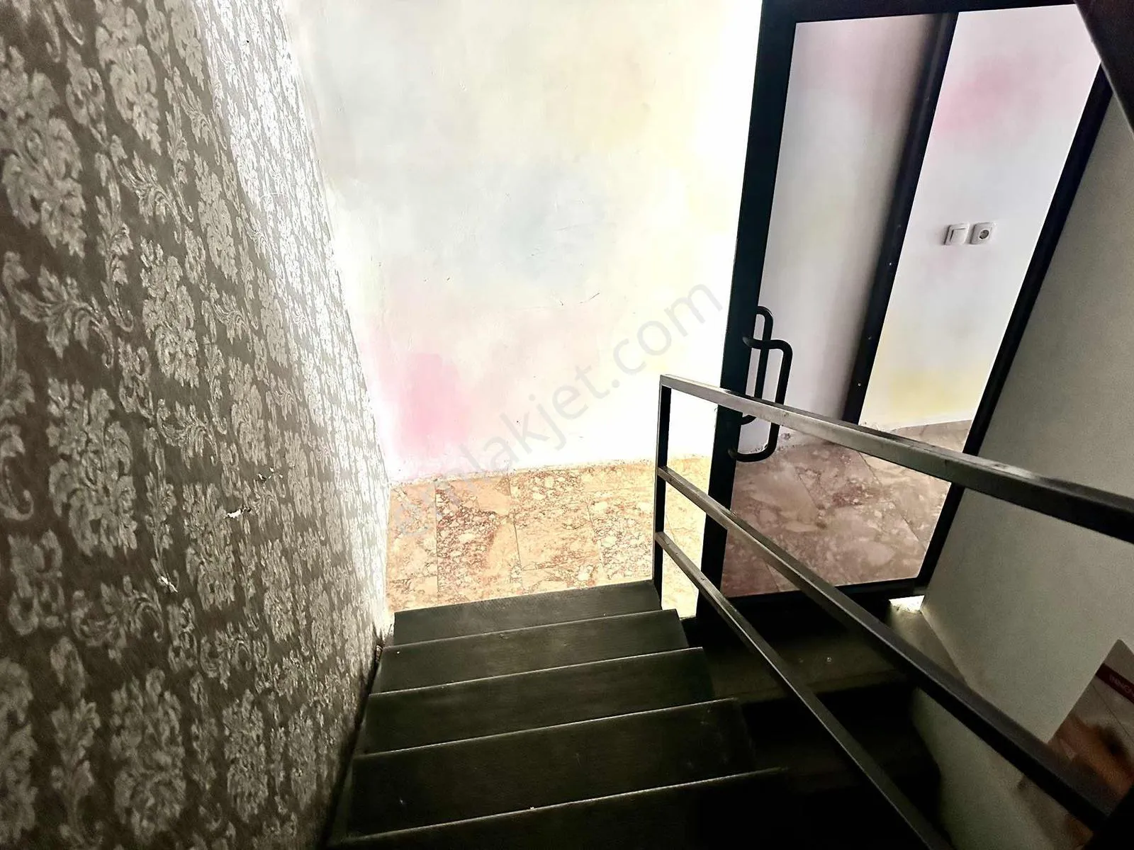 Berrin Kavcar'dan Büyükşehir Belediyesi Karşısı Kiralık Dükkan — görsel 23