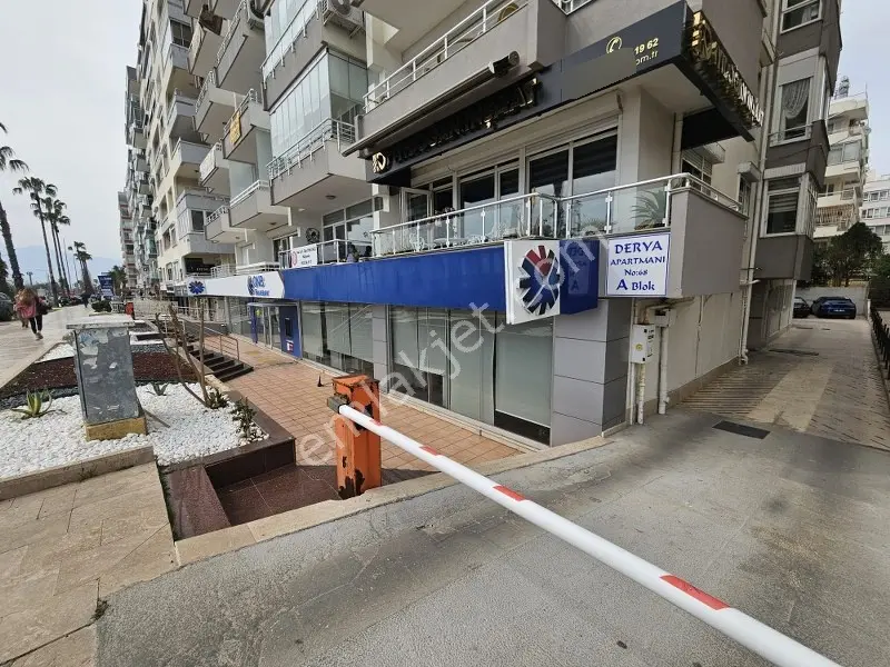 Konyaaltı Caddesi Üzerinde Konut Ve İşyerine Uygun Şahane Daire — görsel 23