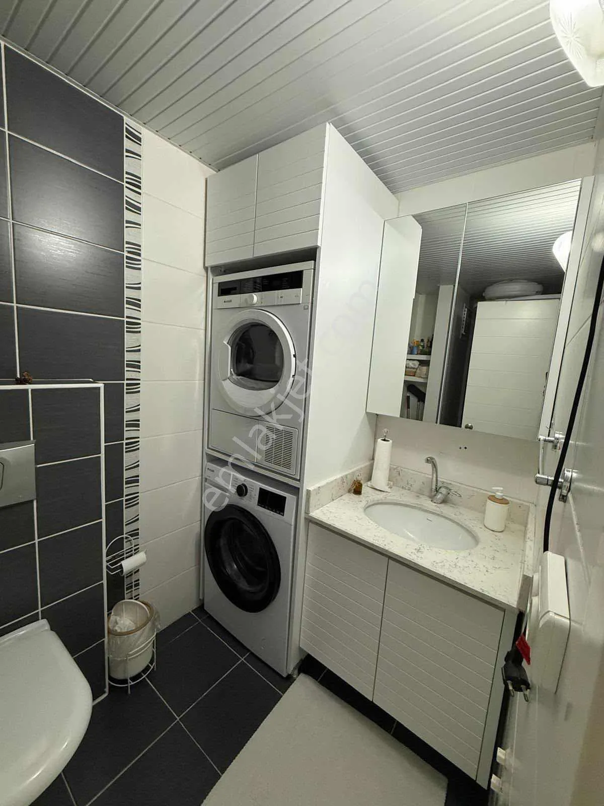 Meydankavağında Havuzlu Site İçinde 2+1 Arakat Satılık Daire — görsel 6