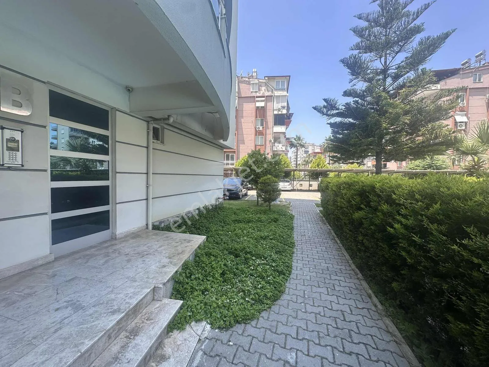 Meydankavağında Havuzlu Site İçinde 2+1 Arakat Satılık Daire — görsel 10