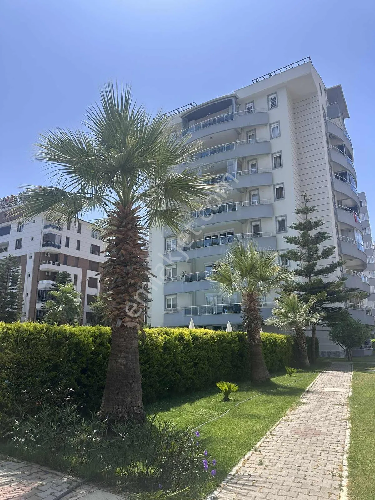 Meydankavağında Havuzlu Site İçinde 2+1 Arakat Satılık Daire — görsel 11