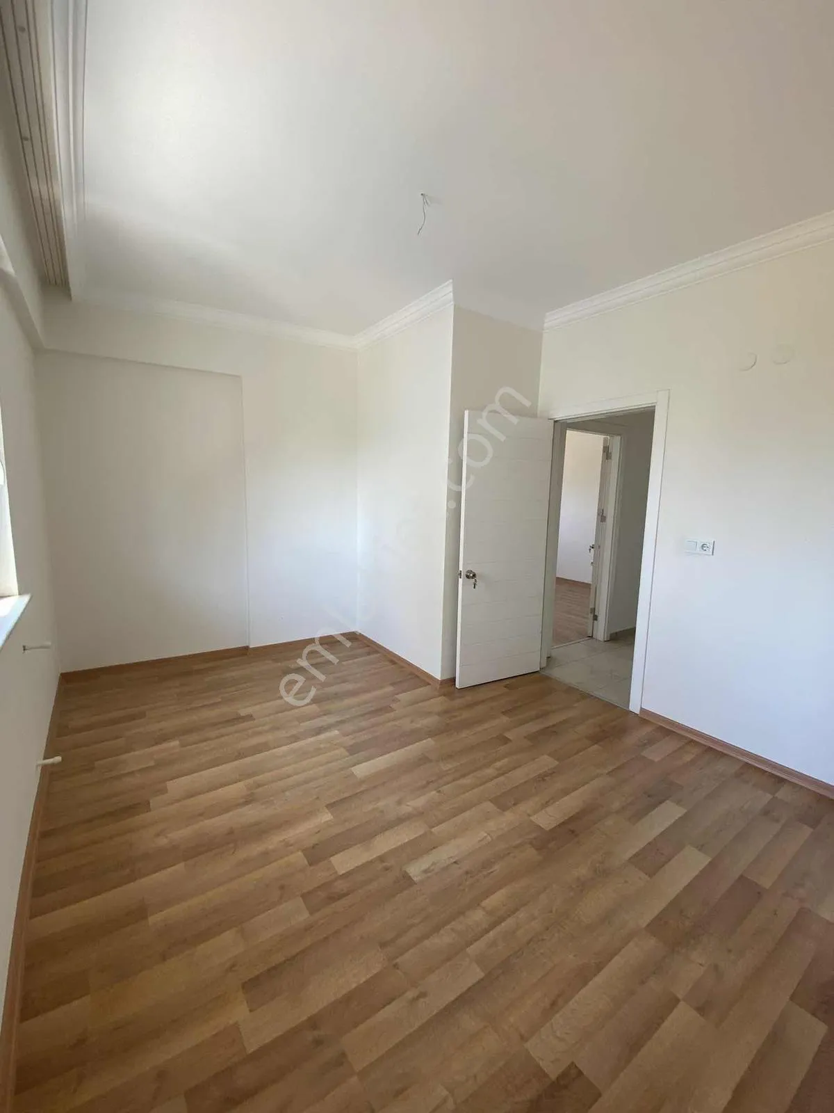 Meydankavağında Havuzlu Site İçinde 2+1 Arakat Satılık Daire — görsel 12