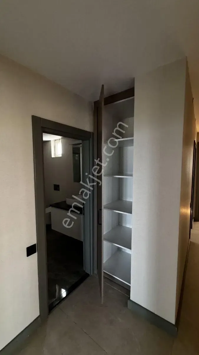 Lara Fener'de | Full Deniz Manzaralı | 260 M² 4+1 Havuzlu Site — görsel 9