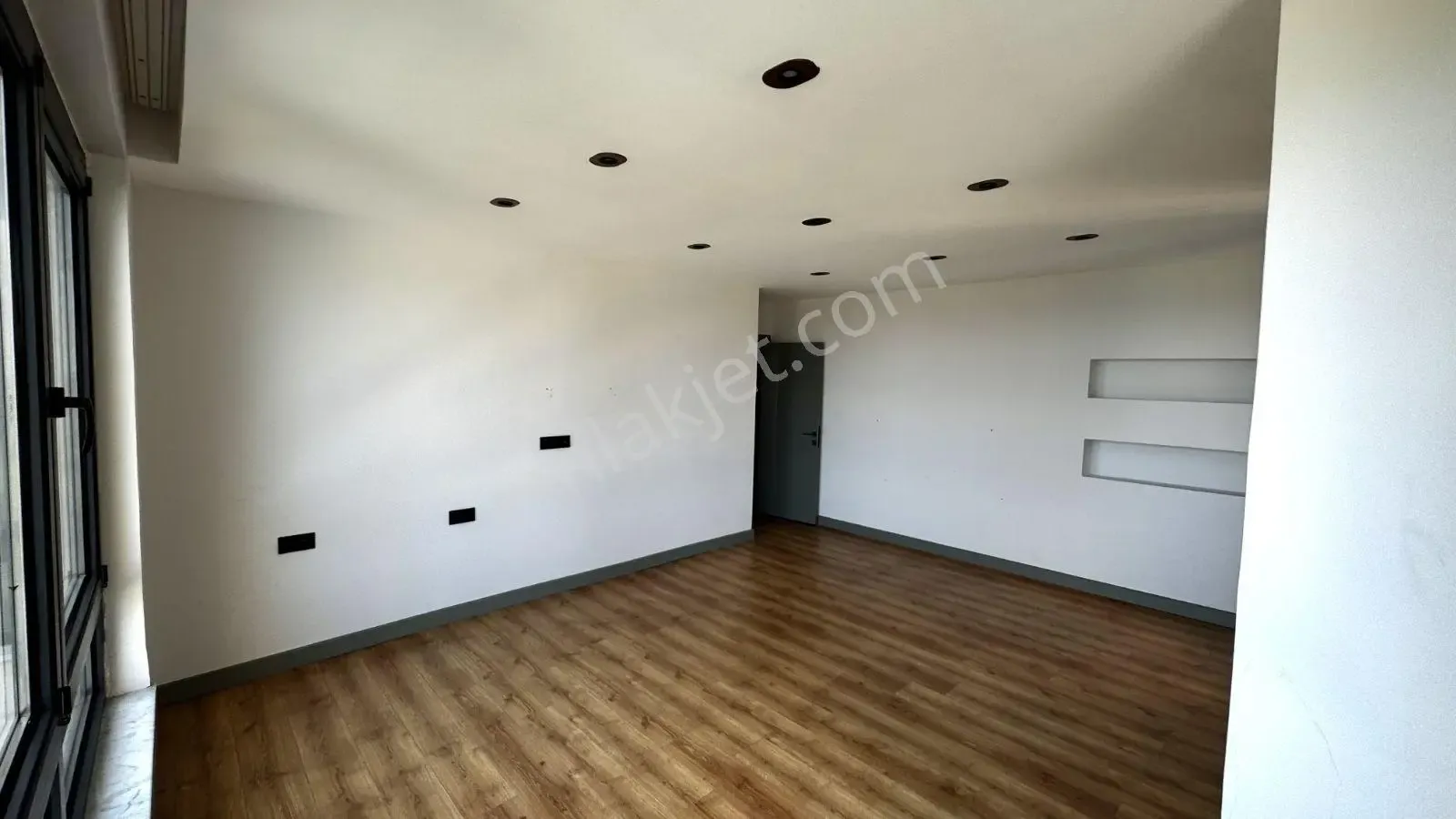 Lara Fener'de | Full Deniz Manzaralı | 260 M² 4+1 Havuzlu Site — görsel 16