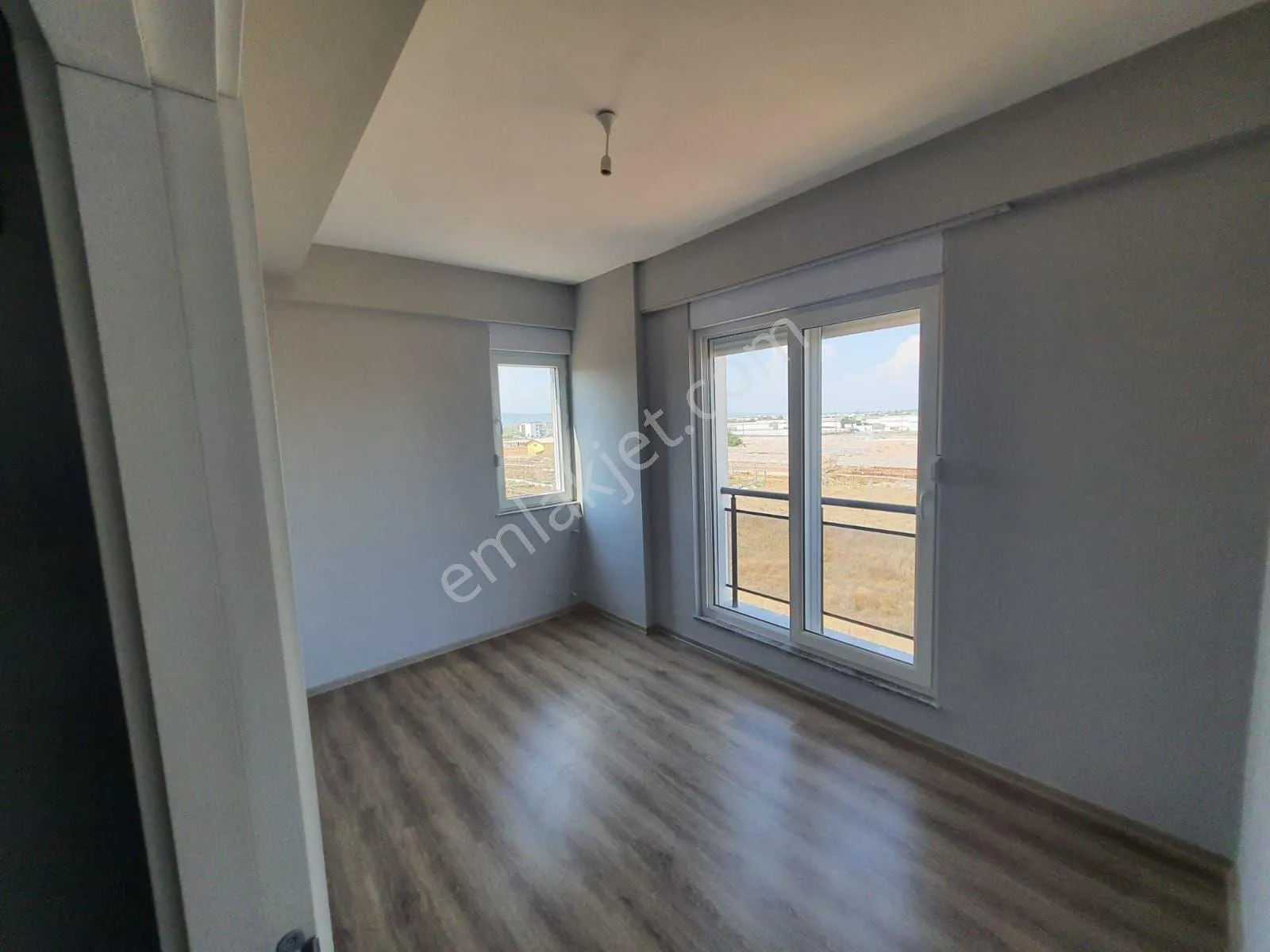 Antalya Kepez Varsak Atatürk Mah. 1+1 Kelepir Fırsat Daire — görsel 3