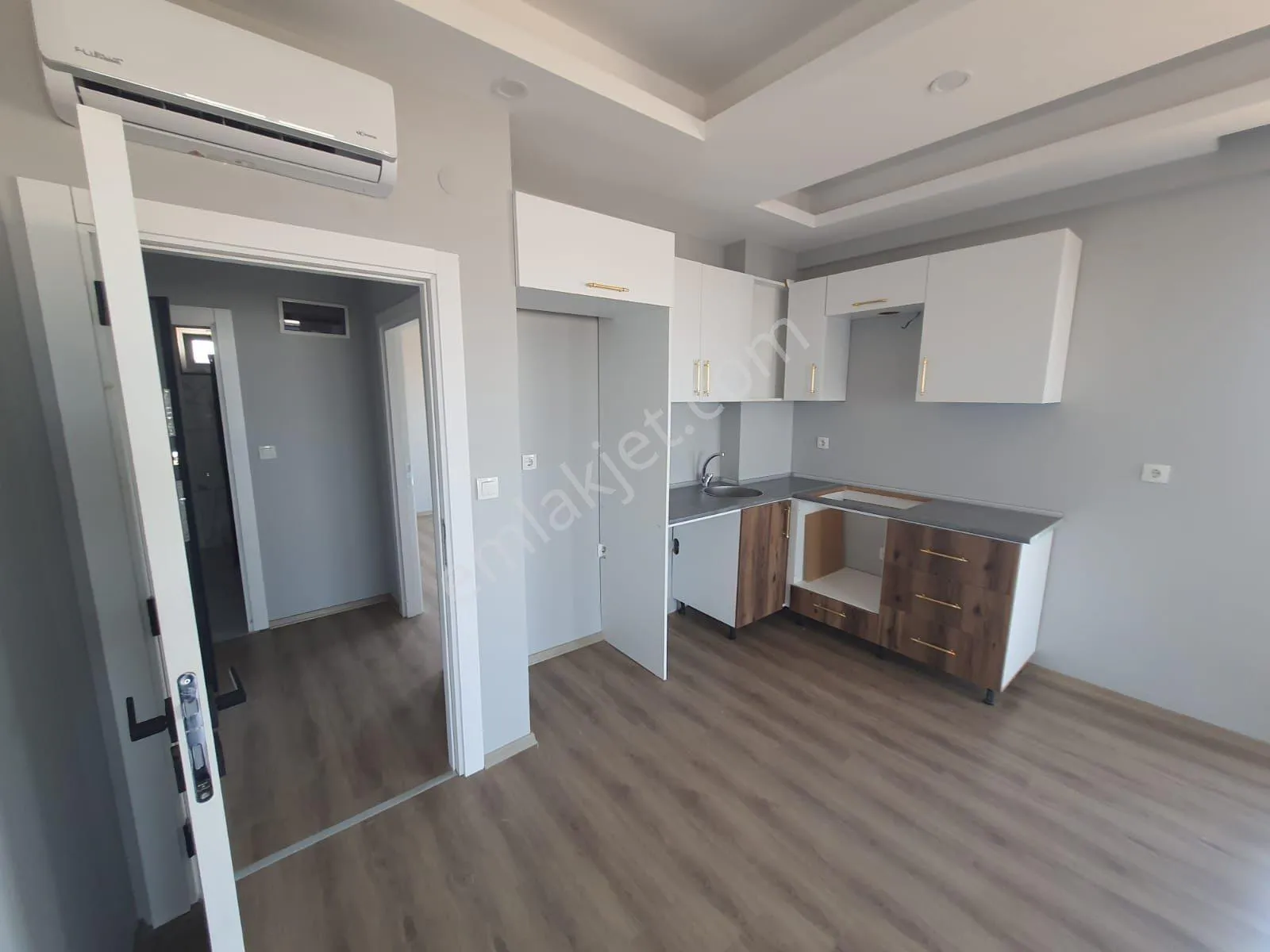 Antalya Kepez Varsak Atatürk Mah. 1+1 Kelepir Fırsat Daire — görsel 4