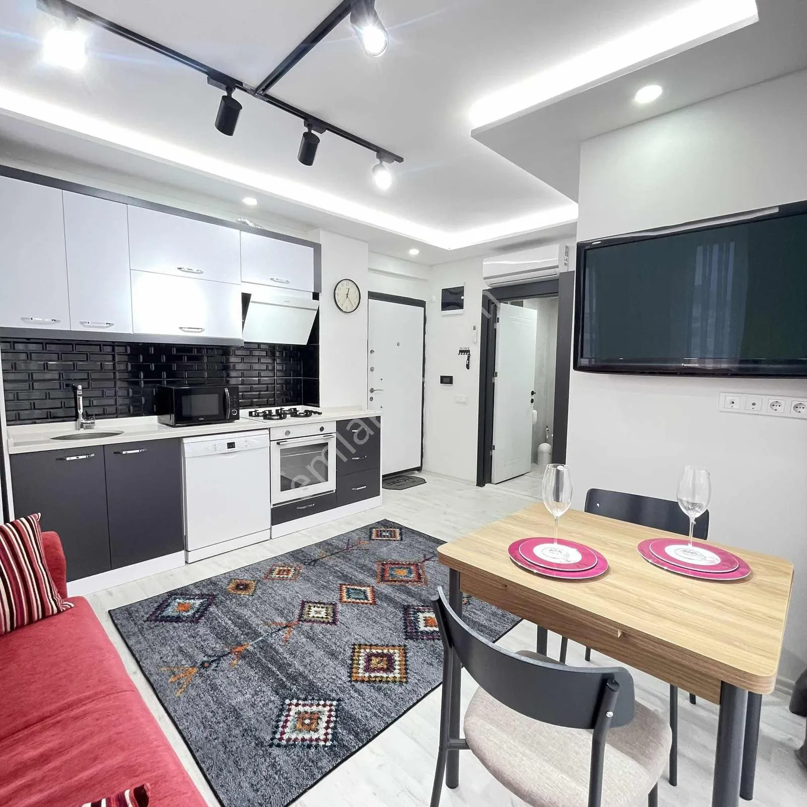 Altıntaşta Kiralık Full Eşyalı 1+1 Hemen Taşınmaya Hazır! — görsel 4