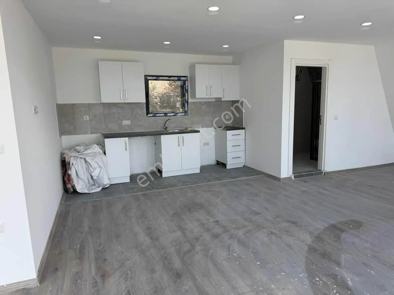 Acil Kelepir Sıfır Tıny House Hisarçandırda Doğayla İç İçe! — görsel 3