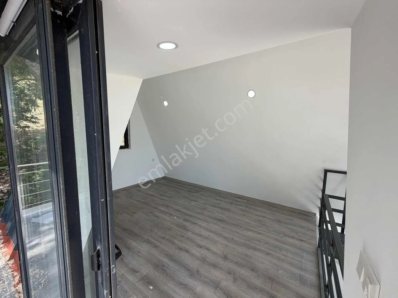 Acil Kelepir Sıfır Tıny House Hisarçandırda Doğayla İç İçe! — görsel 17