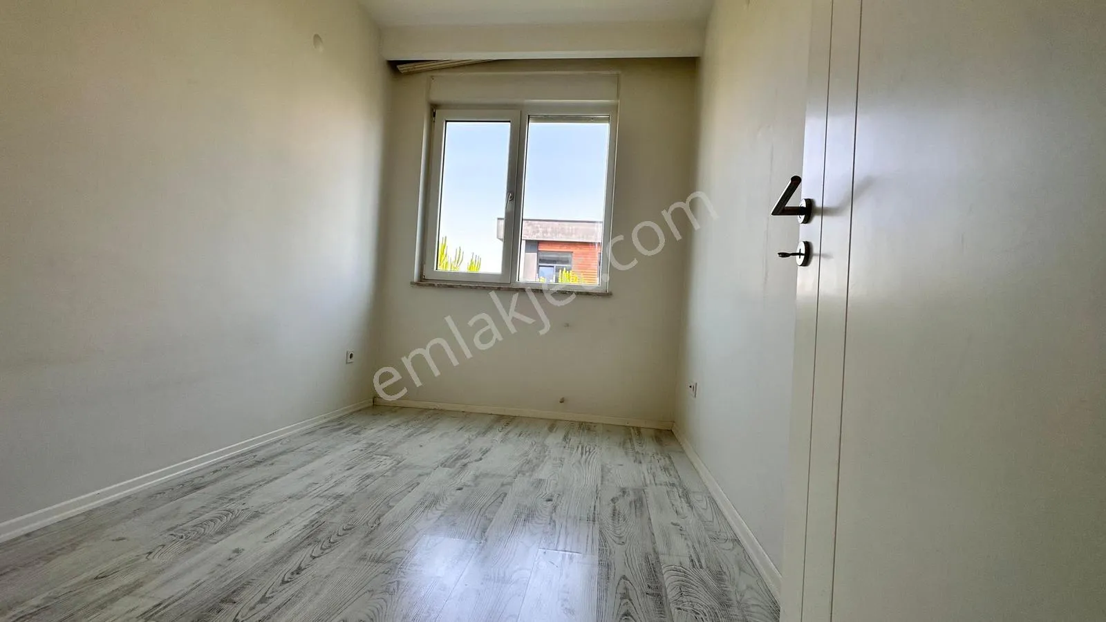 Havalimanı Yakını Mahalle Sit. Arakat 3+1 Satılık Daire — görsel 17