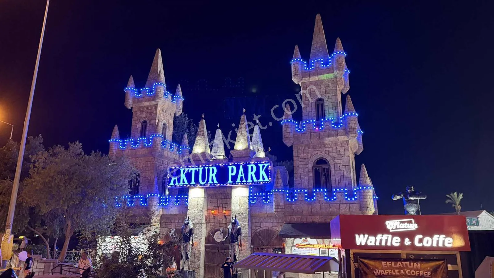 Akturpark Karnaval Çarşıda Devirlik Kumpirci — görsel 12