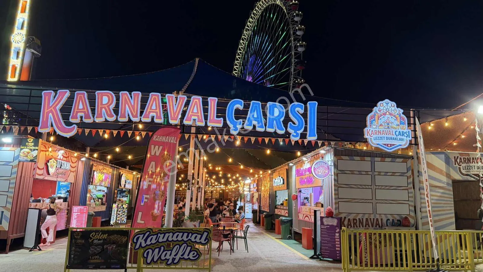 Akturpark Karnavar Çarşıda Devirlik Vitamin Bar