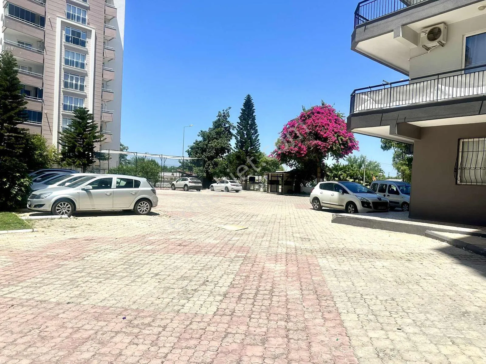 Berrin Kavcar 'dan Yalı Caddesi'nde Geniş Arakat Daire — görsel 34