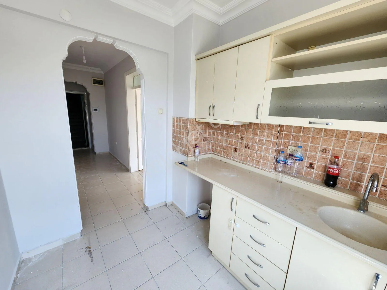 Bahçelievler'de Hızır Reis Cadde Üzeri Kiralık Temiz 3+1 — görsel 17