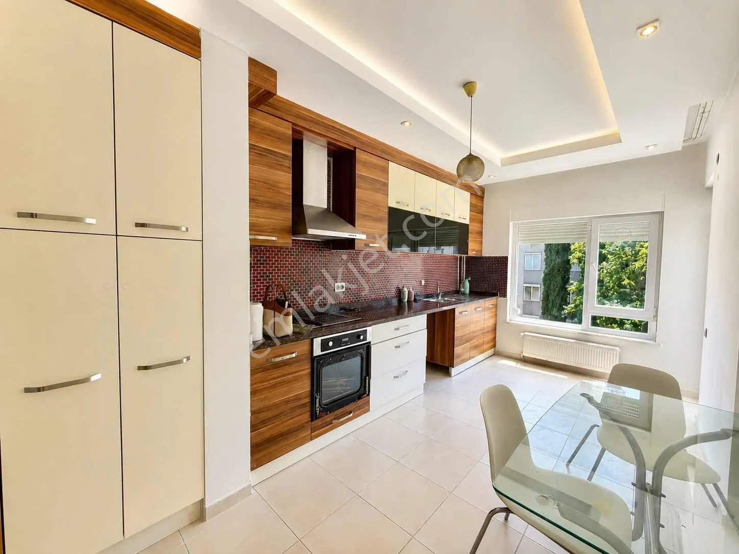 Yeşilbahçede 3+1 | 160 M² | Ebeveyn Banyolu | Doğalgazlı — görsel 5