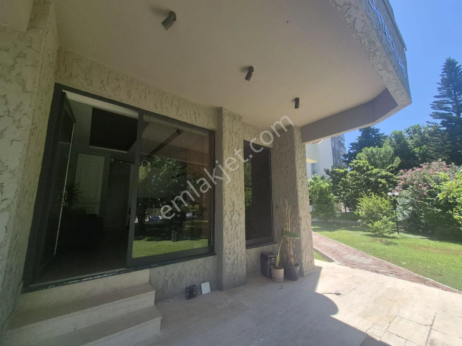 Özel Mimar Dekorasyonuyla Devren Kiralık Ofis — görsel 7