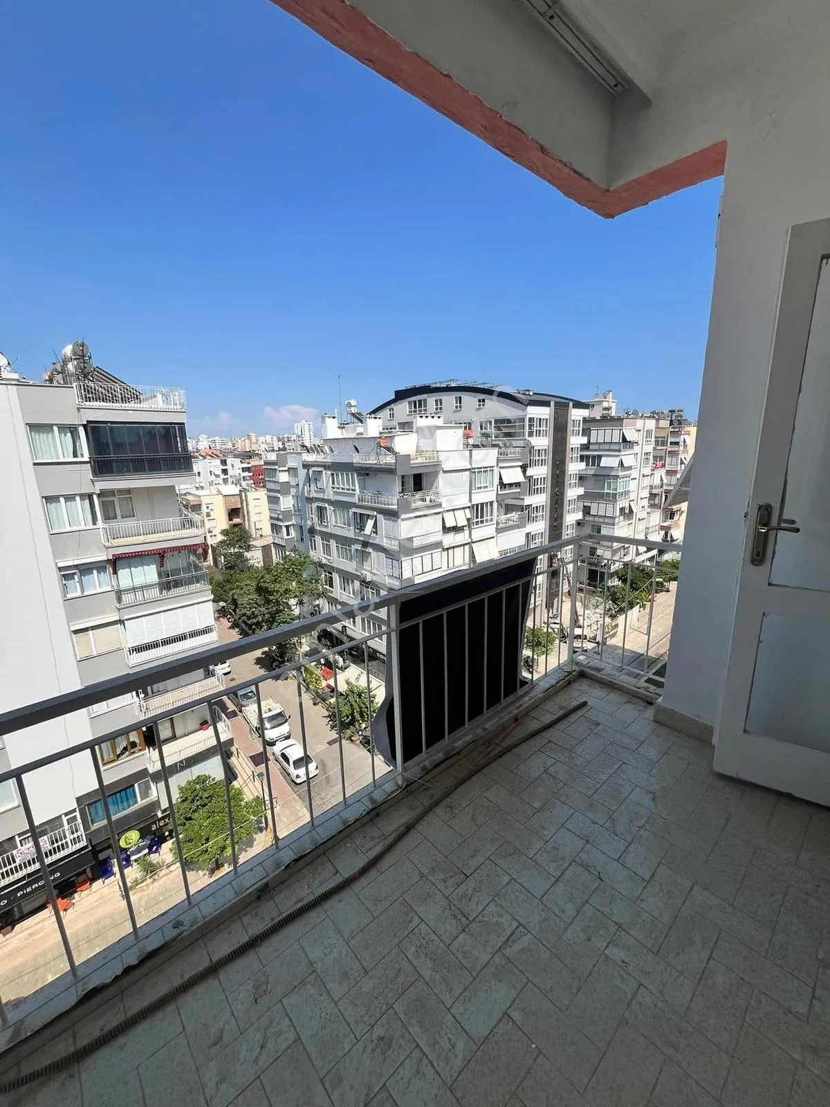 Işıklarda Kiralık Geniş 3+1 Daire — görsel 8