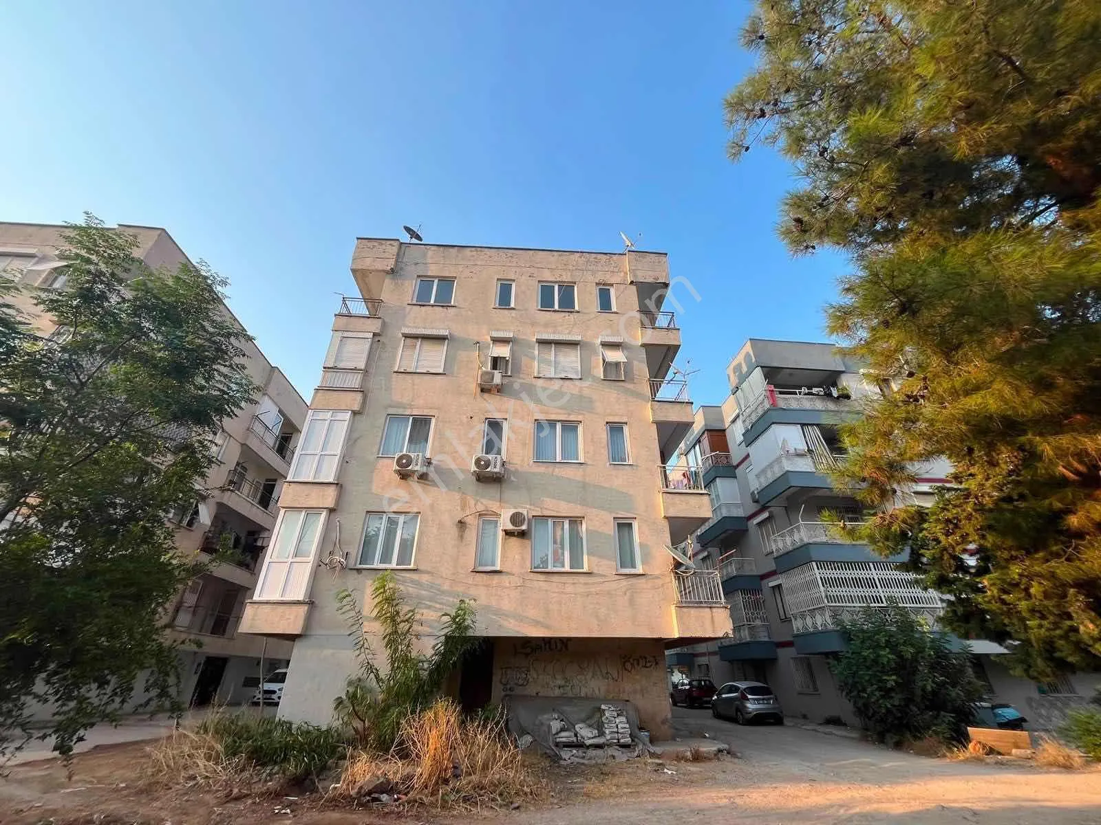 2+1 | 3 Cepheli | Çift Balkon | Ayrı Mutfak | Merkezi Konum — görsel 13