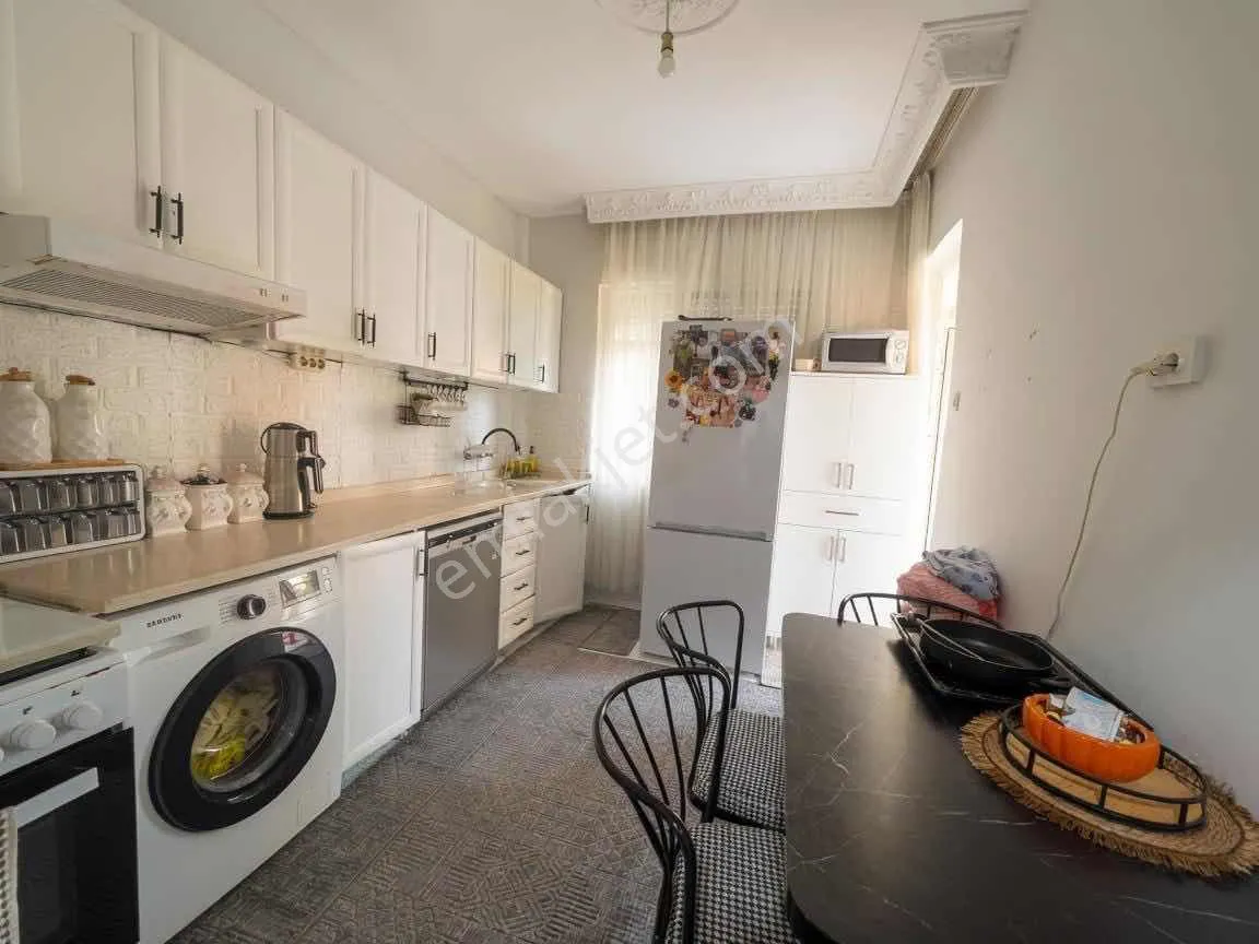 2+1 | 3 Cepheli | Çift Balkon | Ayrı Mutfak | Merkezi Konum — görsel 15