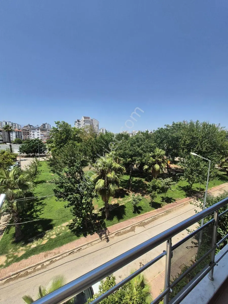 Ayten Yaşar'dan Çağlayan'da Parka Cephe Satılık Arakat 2+1 Daire — görsel 9