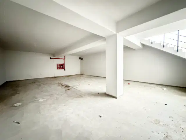 ALTINTAŞ 40LIK ANA CAD ÜZERİ SATILIK DÜKKAN — görsel 14